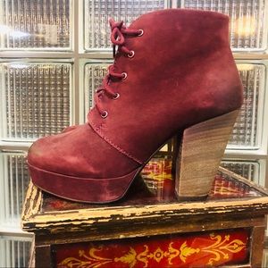 NWOT Steve Madden Raspy Booties